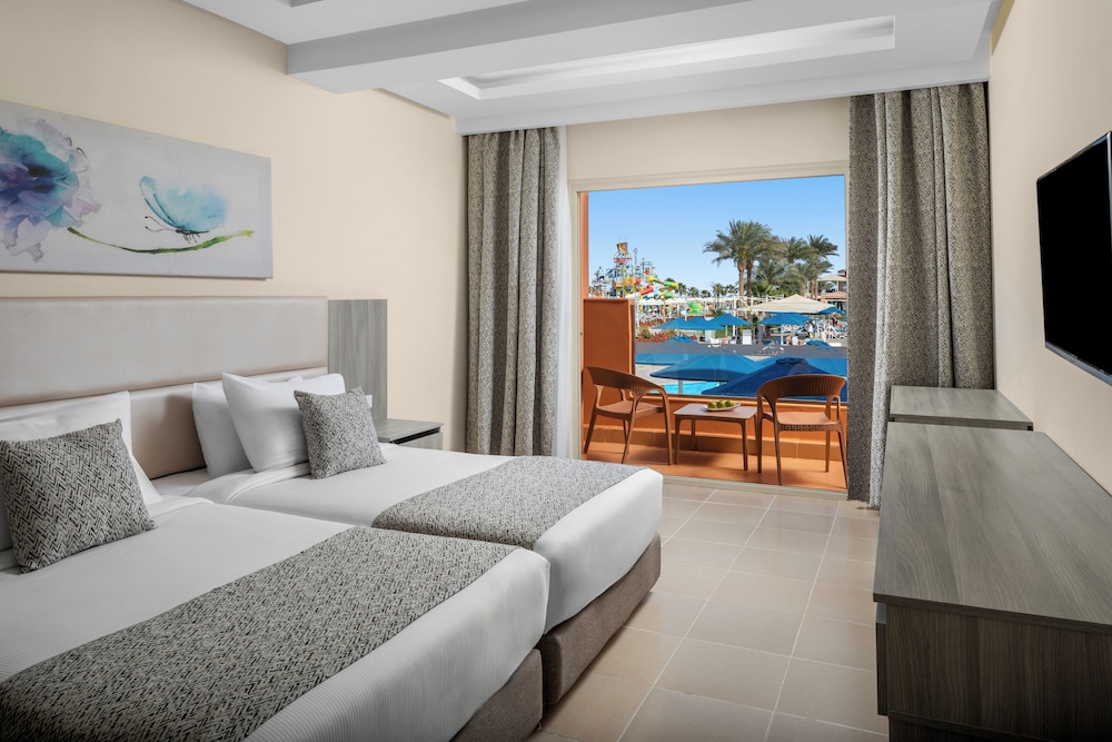 Pickalbatros Aqua Park Resort - Hurghada - All inclusive — Hotel rooms in Hurghada, Red Sea