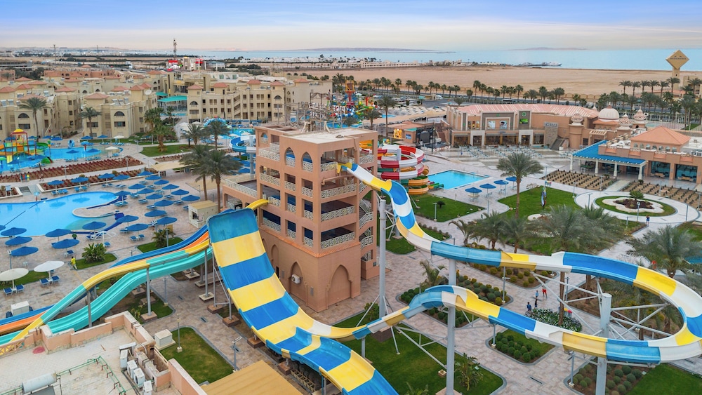 Pickalbatros Aqua Park Resort - Hurghada - All inclusive — Attractions for children in Hurghada, Red Sea