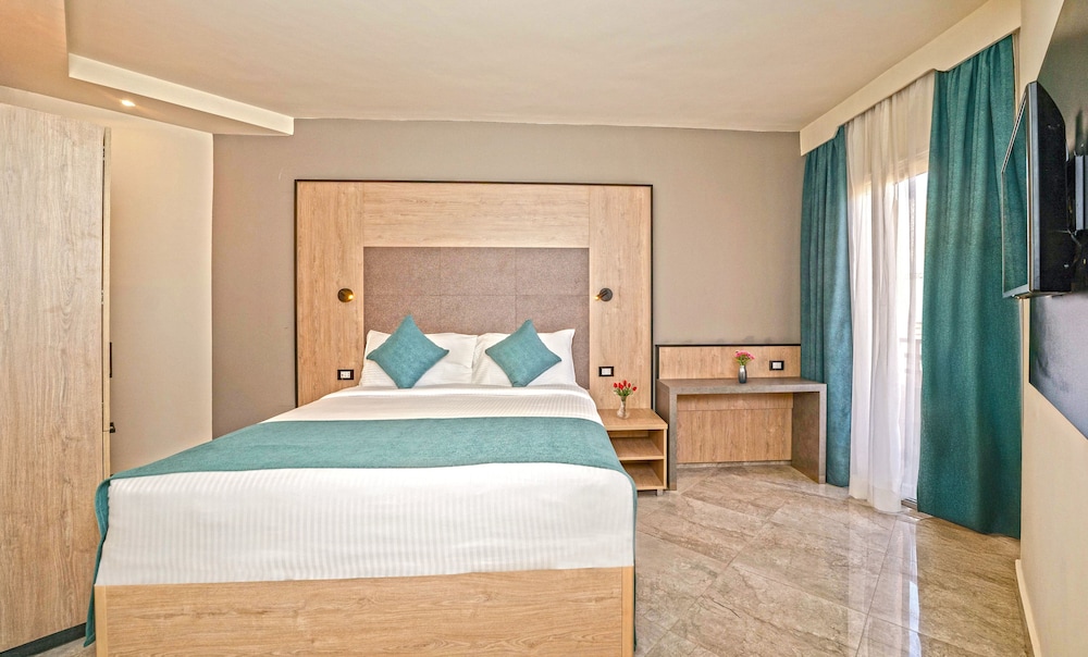 Xperience Kiroseiz Parkland Resort — Hotel rooms in Sharm El Sheikh, Red Sea