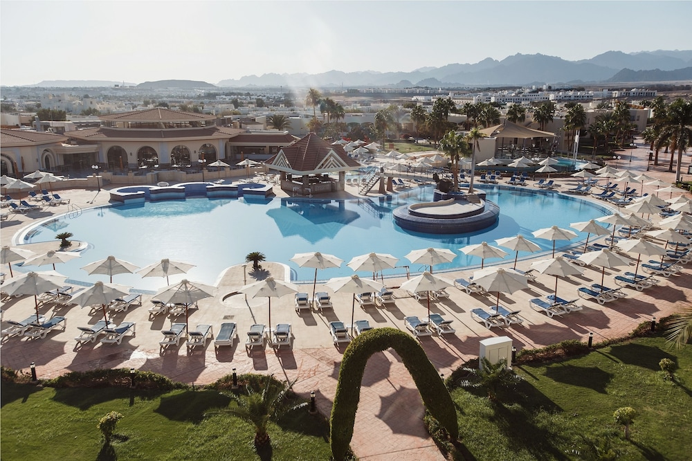 Xperience Kiroseiz Parkland Resort — Swimming pool in Sharm El Sheikh, Red Sea