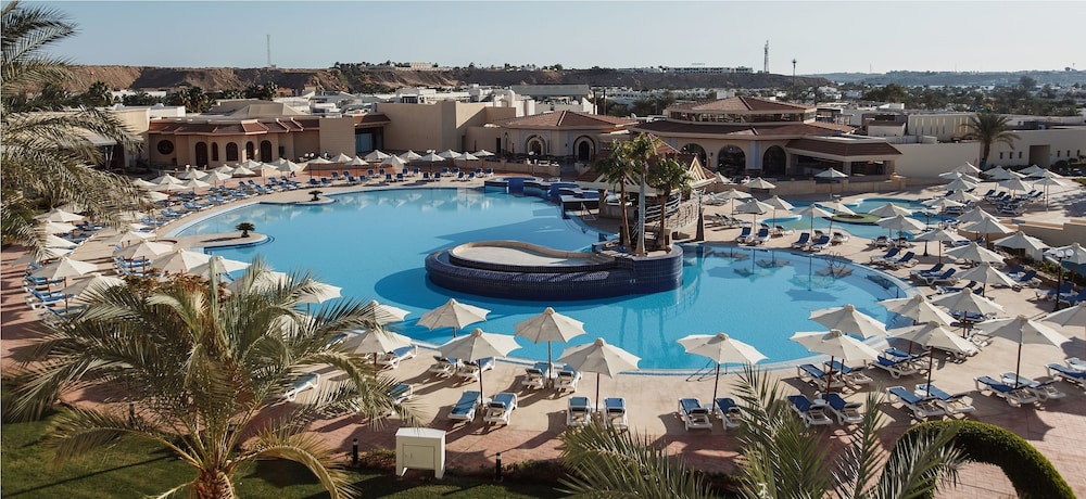 Xperience Kiroseiz Parkland Resort — Swimming pool in Sharm El Sheikh, Red Sea