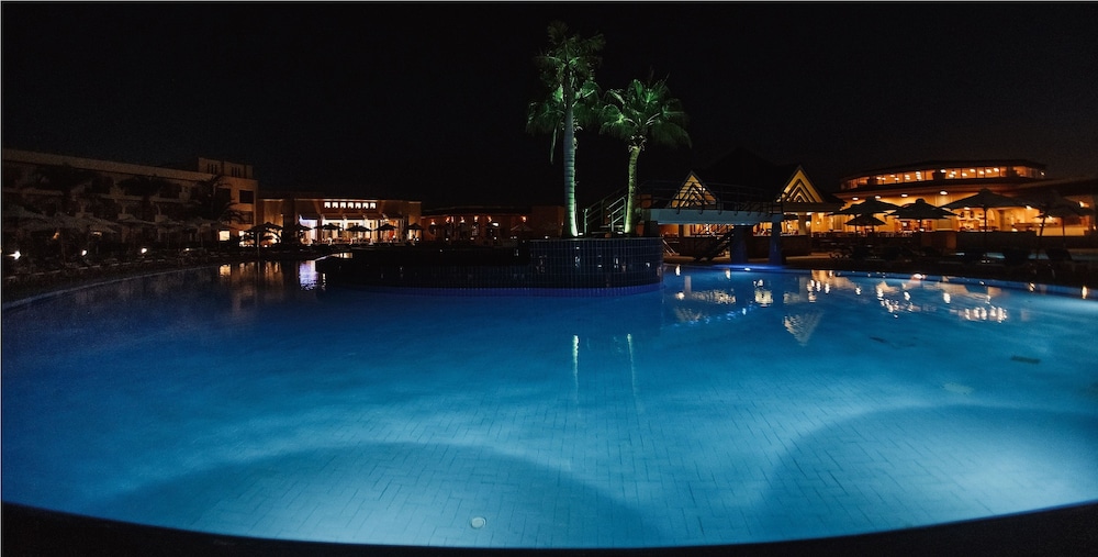 Xperience Kiroseiz Parkland Resort — Swimming pool in Sharm El Sheikh, Red Sea