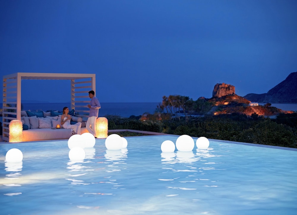 Ikos Aria - All Inclusive — Swimming pool in Kefalos, South Aegean