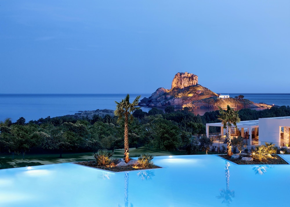 Ikos Aria - All Inclusive — Swimming pool in Kefalos, South Aegean