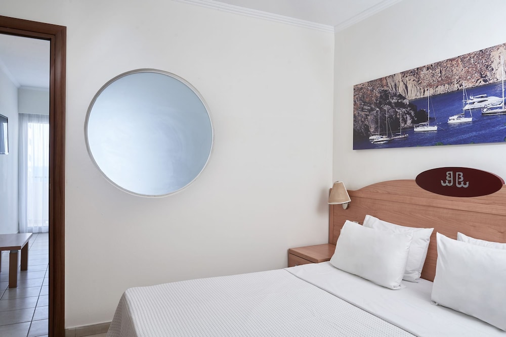 Blue Bay Beach Resort — Hotel rooms in Ialyssos, South Aegean