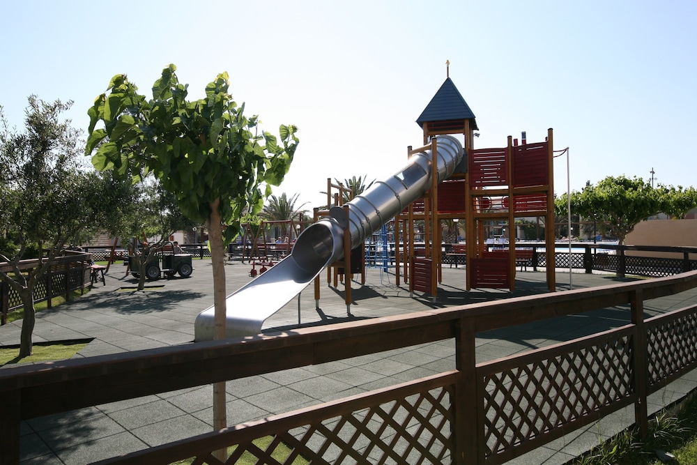 Kipriotis Village Resort by Anayia All Inclusive Resorts — Facilities in Psalidi, South Aegean