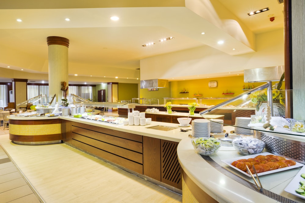 Kipriotis Village Resort by Anayia All Inclusive Resorts — Restaurant in Psalidi, South Aegean