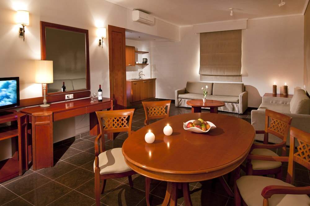 Kipriotis Village Resort by Anayia All Inclusive Resorts — Rooms in Psalidi, South Aegean