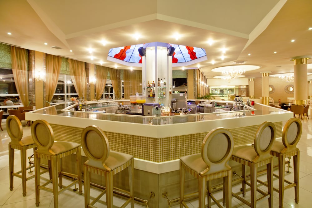 Kipriotis Village Resort by Anayia All Inclusive Resorts — Restaurant in Psalidi, South Aegean