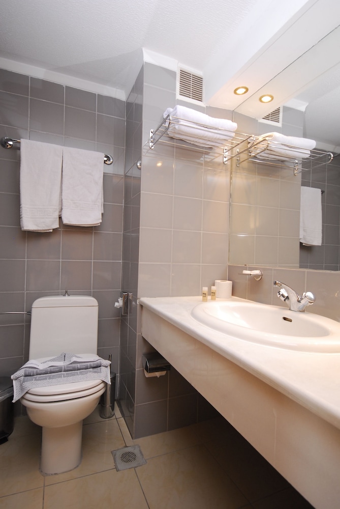 Kipriotis Village Resort by Anayia All Inclusive Resorts — Rooms in Psalidi, South Aegean