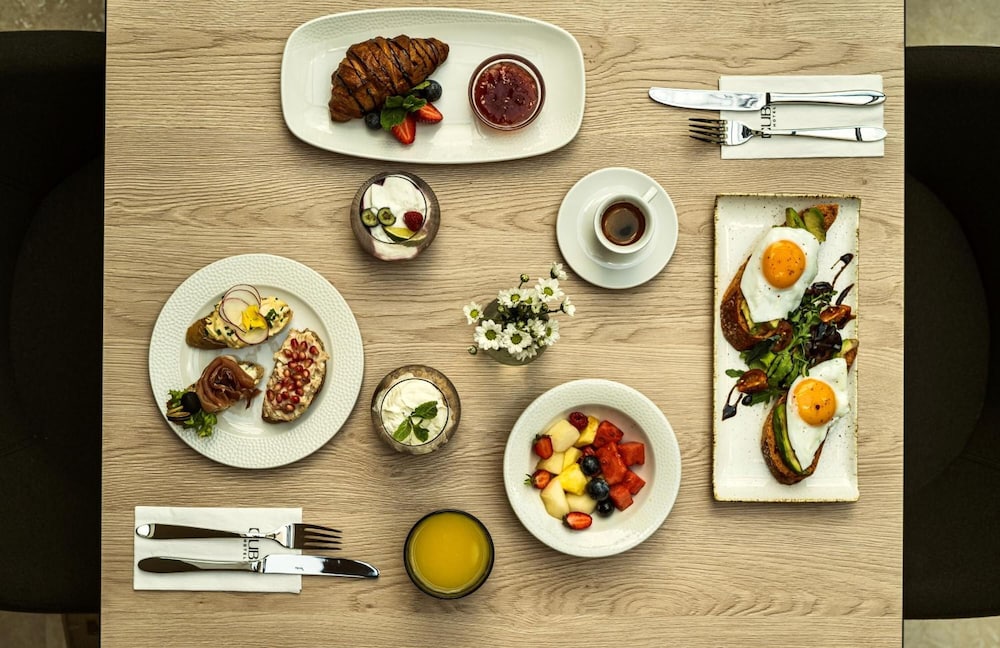 Hotel CUBE Prague — Restaurant & bars in Prague, Prague
