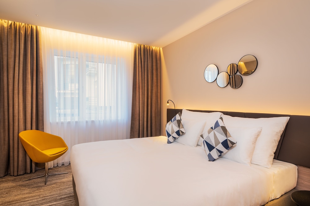 Hotel CUBE Prague — Hotel rooms in Prague, Prague