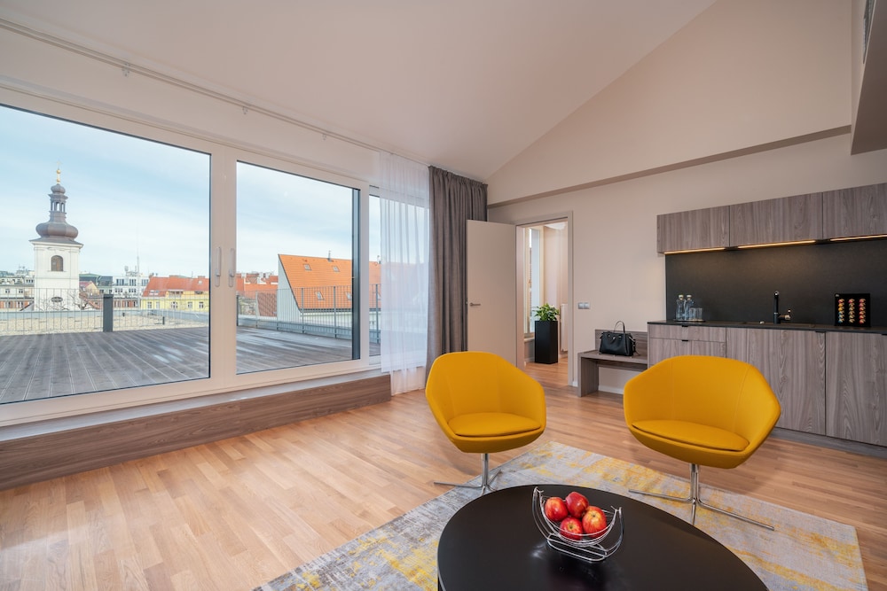 Hotel CUBE Prague — Hotel rooms in Prague, Prague