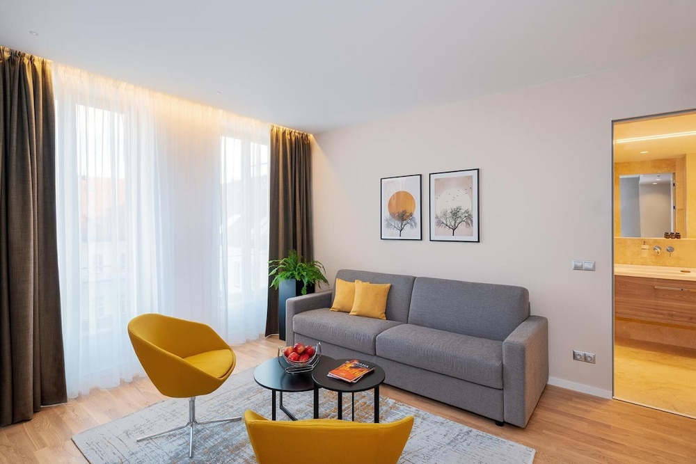 Hotel CUBE Prague — Hotel rooms in Prague, Prague