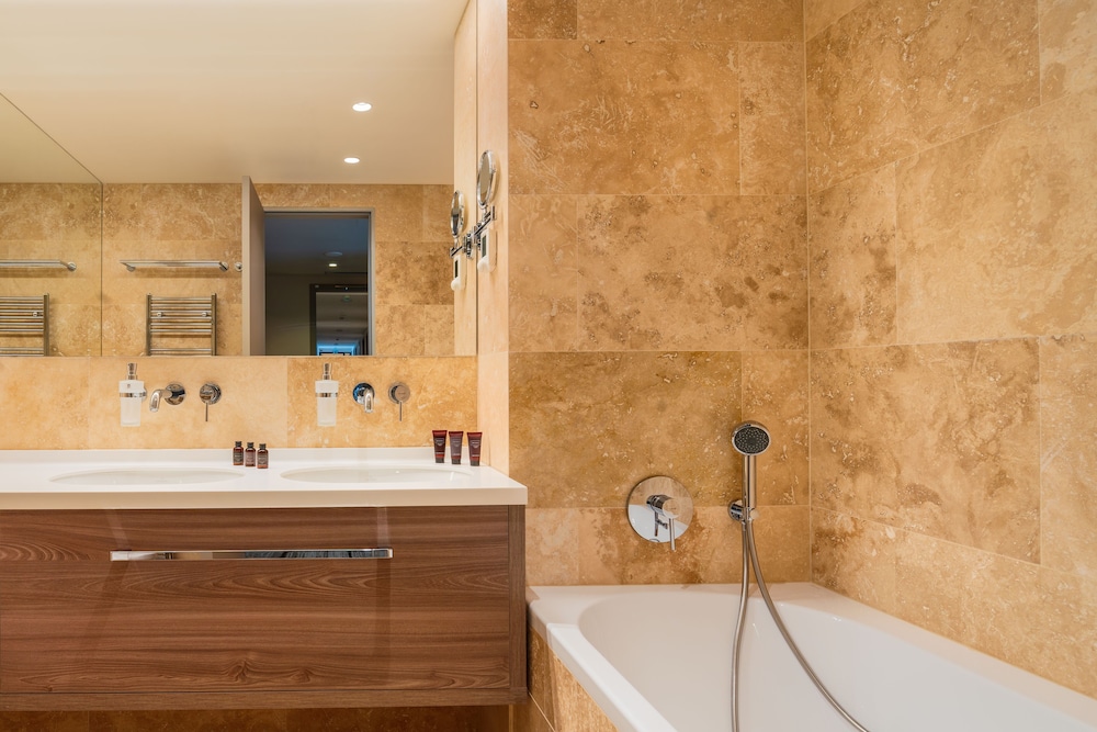 Hotel CUBE Prague — Hotel rooms in Prague, Prague