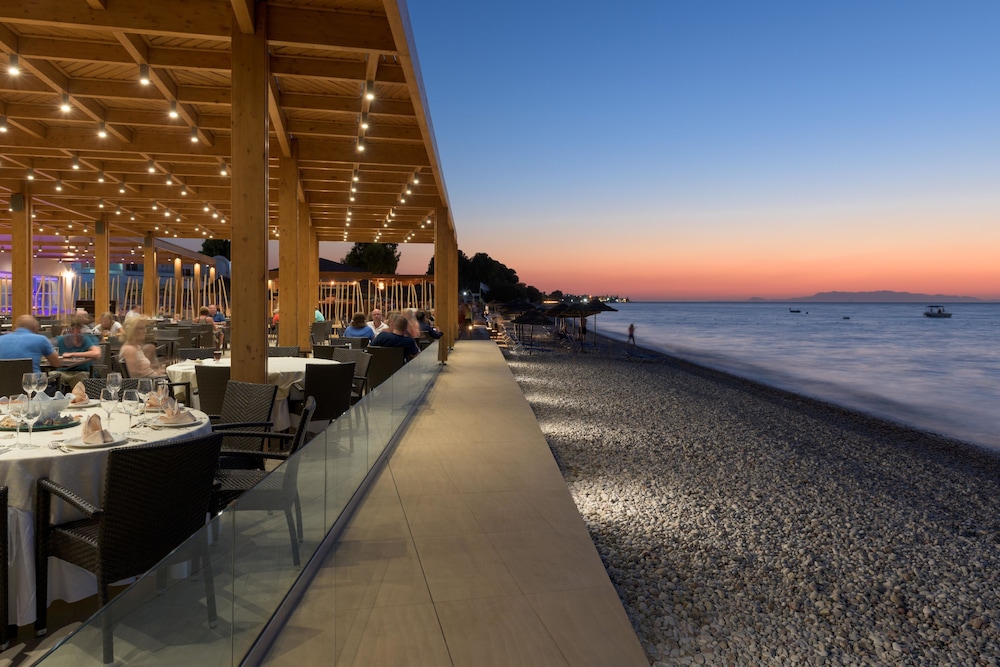 Avra Beach Resort Hotel & Bungalows - All Inclusive — Restaurant in Ialyssos, South Aegean