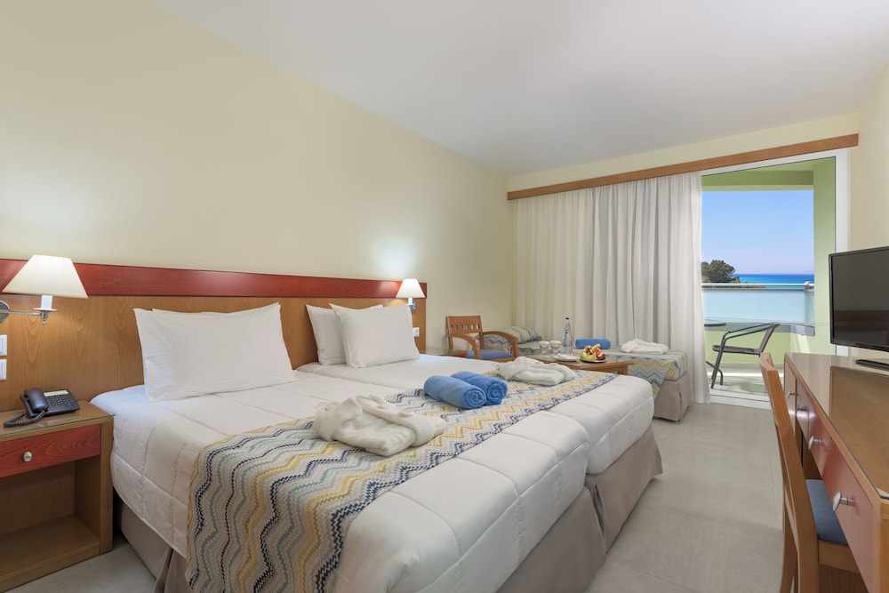Avra Beach Resort Hotel & Bungalows - All Inclusive — Rooms in Ialyssos, South Aegean
