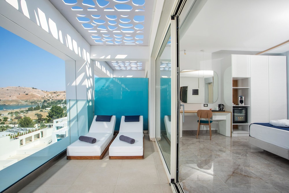 Lindos White Hotel & Suites — Rooms in Lindos, South Aegean
