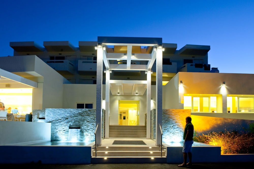 Lindos White Hotel & Suites — Outdoor in Lindos, South Aegean