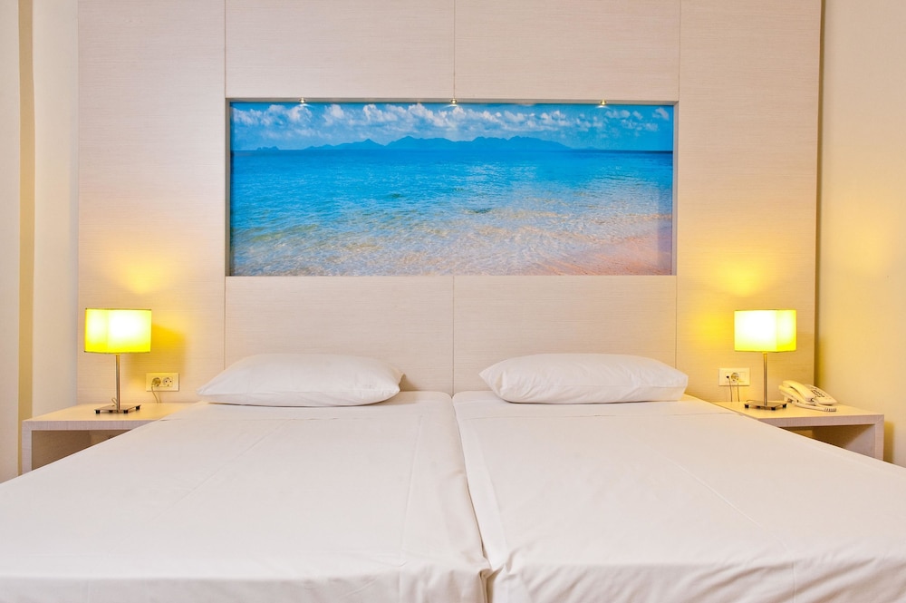 Lindos White Hotel & Suites — Rooms in Lindos, South Aegean