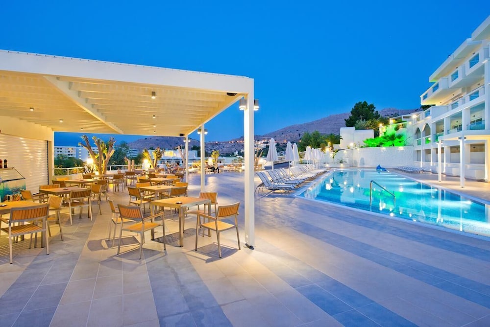 Lindos White Hotel & Suites — Pool in Lindos, South Aegean