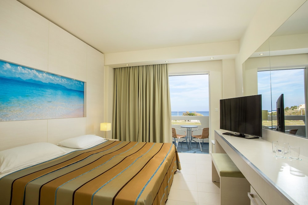 Lindos White Hotel & Suites — Rooms in Lindos, South Aegean