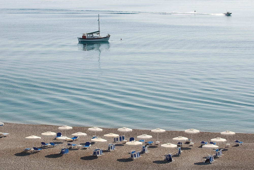 Lindos White Hotel & Suites — Outdoor in Lindos, South Aegean