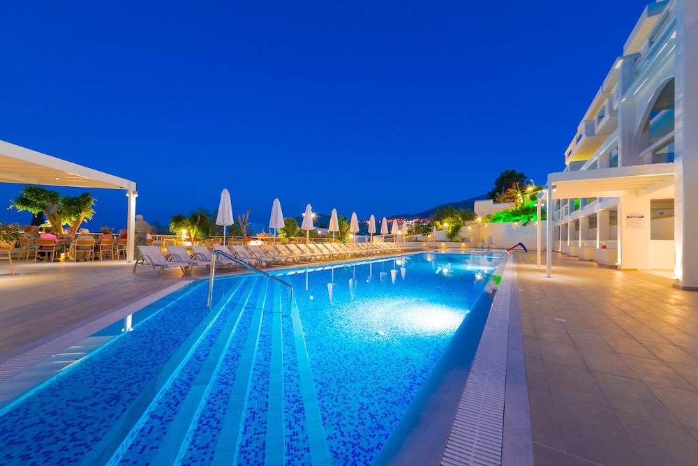 Lindos White Hotel & Suites — Pool in Lindos, South Aegean