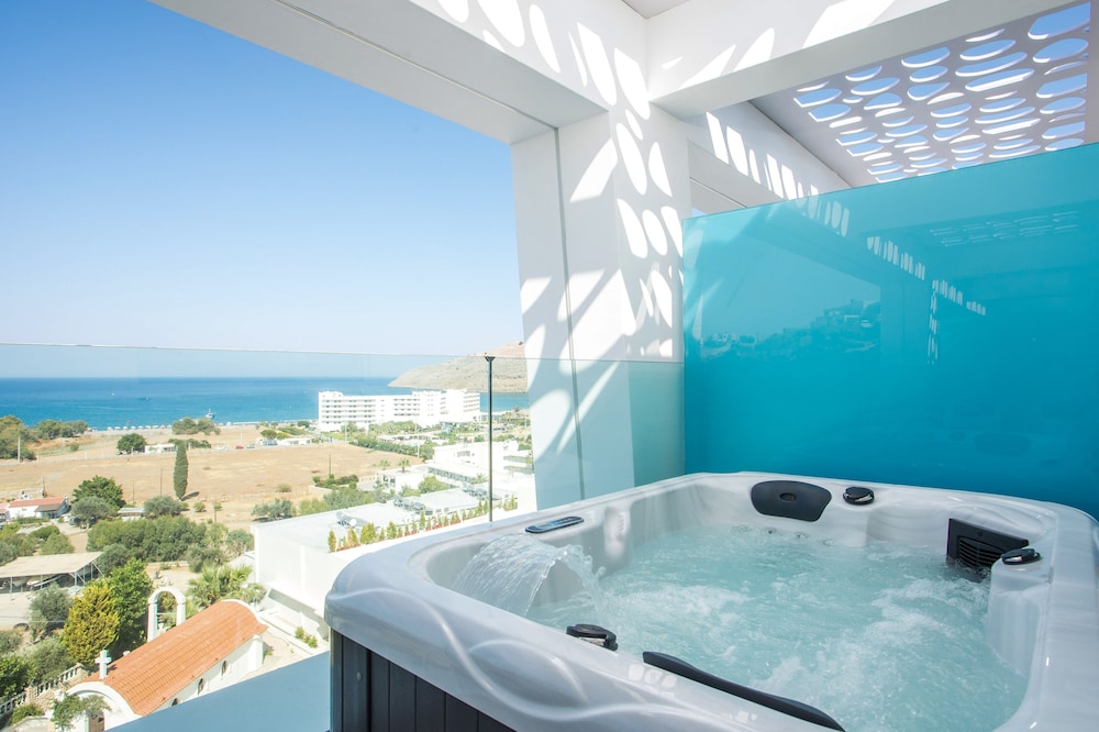 Lindos White Hotel & Suites — Rooms in Lindos, South Aegean
