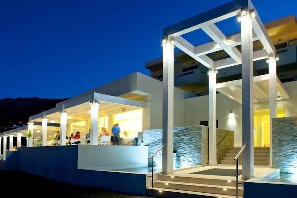 Lindos White Hotel & Suites — Outdoor in Lindos, South Aegean