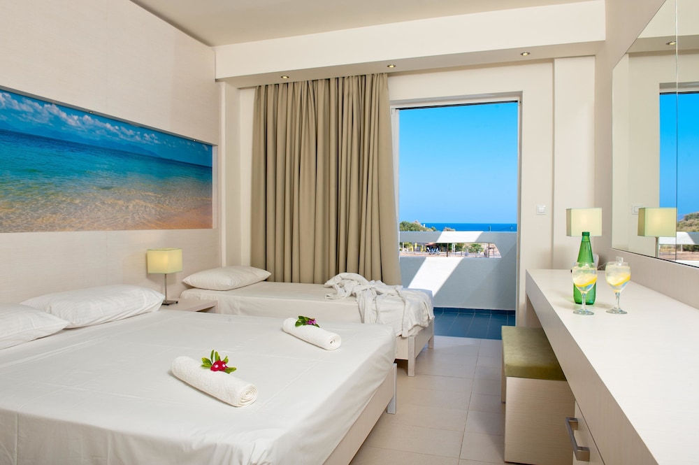 Lindos White Hotel & Suites — Rooms in Lindos, South Aegean