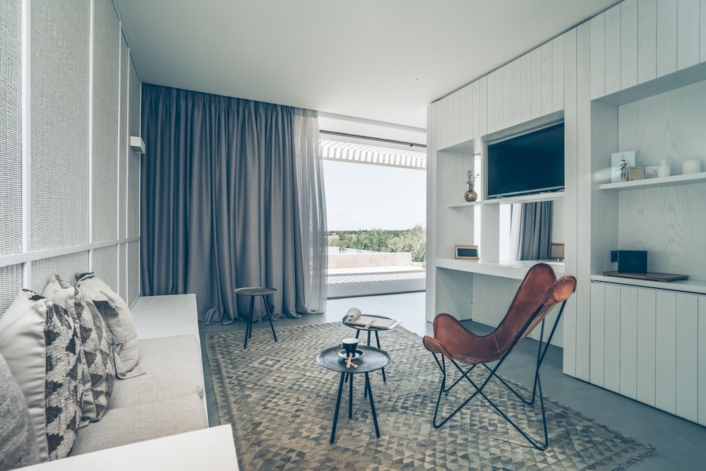 Zante Maris Suites - Adults Only — Hotel rooms in Tsilivi, Ionian Islands