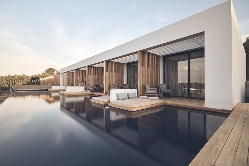 Zante Maris Suites - Adults Only — Swimming pool in Tsilivi, Ionian Islands