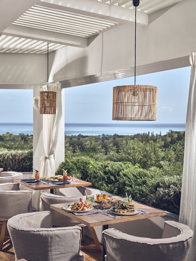 Zante Maris Suites - Adults Only — Restaurant & bars in Tsilivi, Ionian Islands
