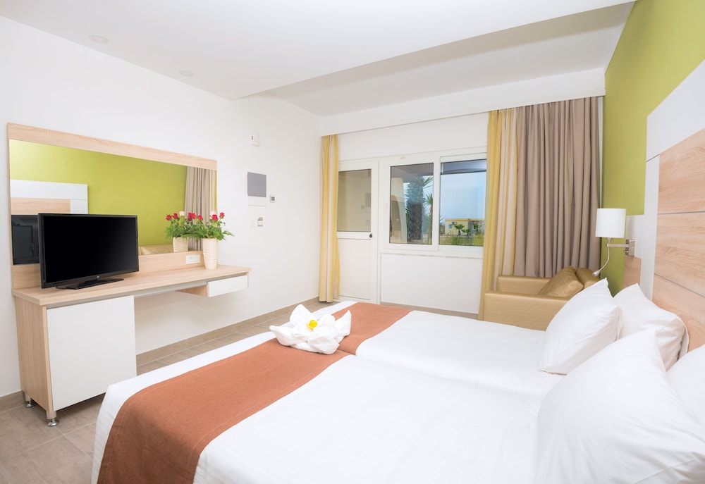 Eurovillage Achilleas Hotel — Hotel rooms in Mastichari, South Aegean
