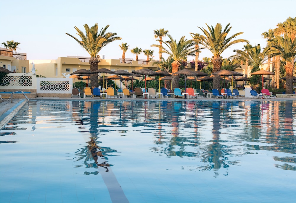 Eurovillage Achilleas Hotel — Swimming pool in Mastichari, South Aegean