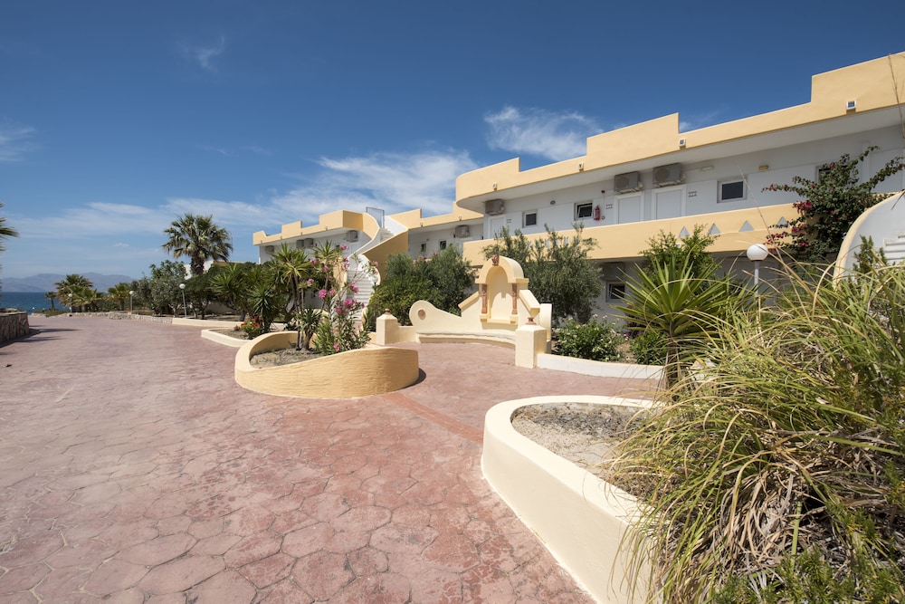 Eurovillage Achilleas Hotel — Hotel building in Mastichari, South Aegean
