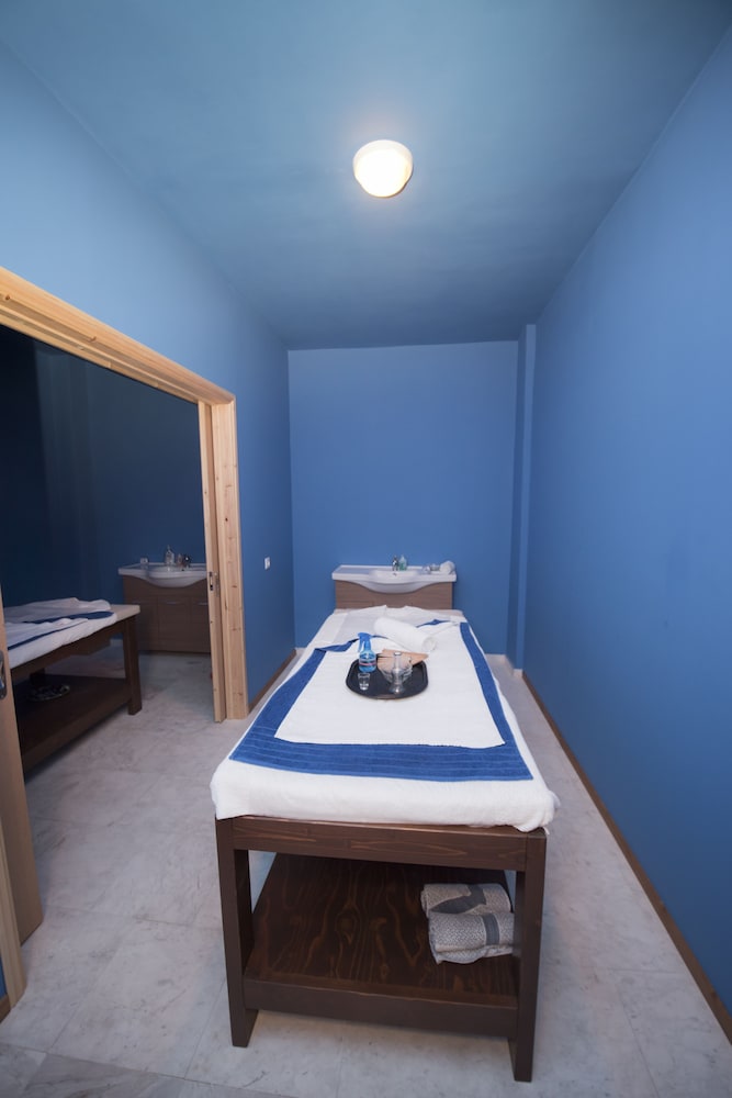 Eurovillage Achilleas Hotel — Hotel rooms in Mastichari, South Aegean
