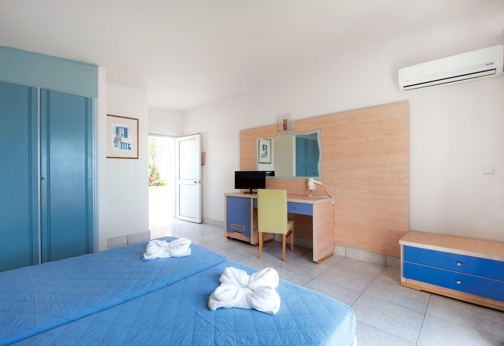 Eurovillage Achilleas Hotel — Hotel rooms in Mastichari, South Aegean