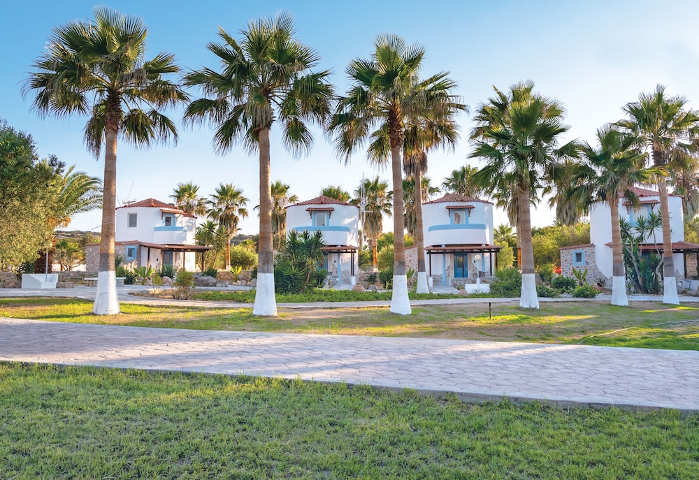 Eurovillage Achilleas Hotel — Hotel building in Mastichari, South Aegean