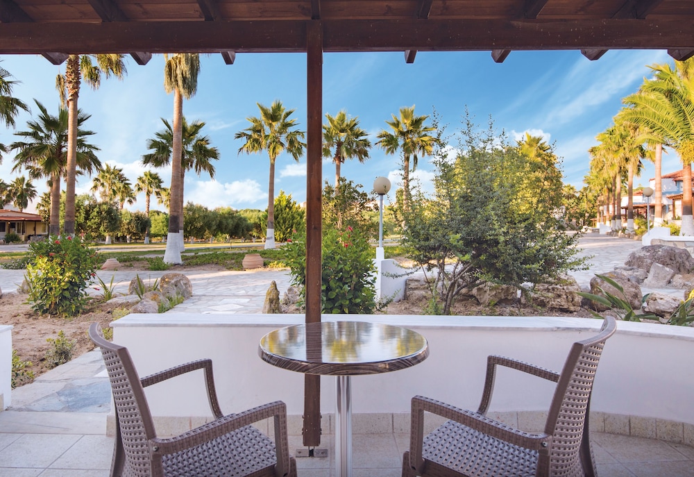 Eurovillage Achilleas Hotel — Hotel rooms in Mastichari, South Aegean