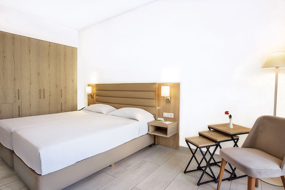 Eurovillage Achilleas Hotel — Hotel rooms in Mastichari, South Aegean