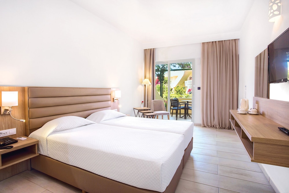 Eurovillage Achilleas Hotel — Hotel rooms in Mastichari, South Aegean