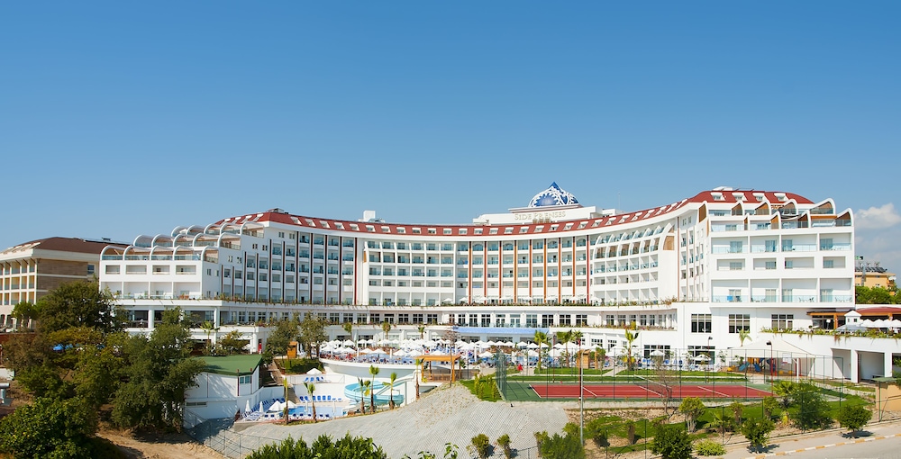 Side Prenses Resort Hotel & Spa - All Inclusive — Hotel building in Side