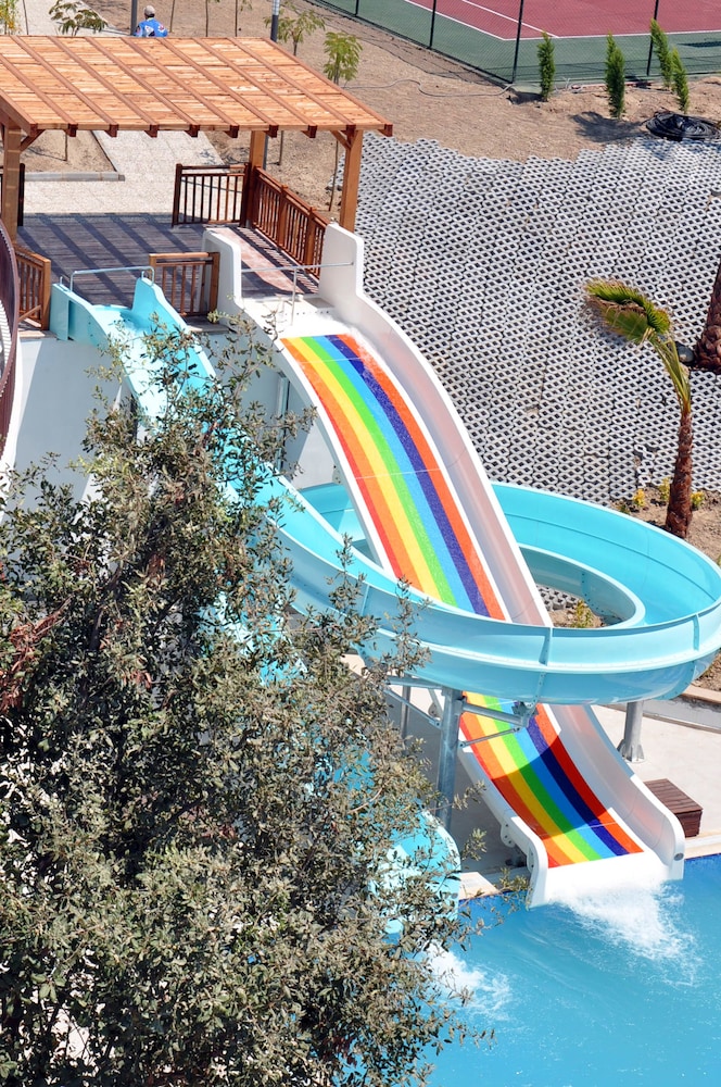 Side Prenses Resort Hotel & Spa - All Inclusive — Swimming pool in Side
