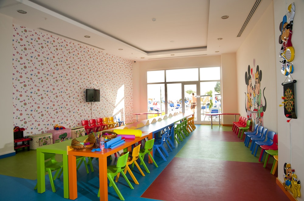 Side Prenses Resort Hotel & Spa - All Inclusive — Attractions for children in Side