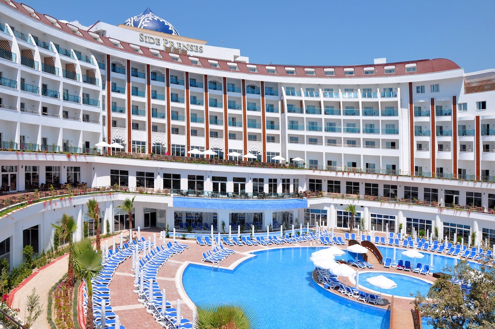 Side Prenses Resort Hotel & Spa - All Inclusive — Hotel building in Side