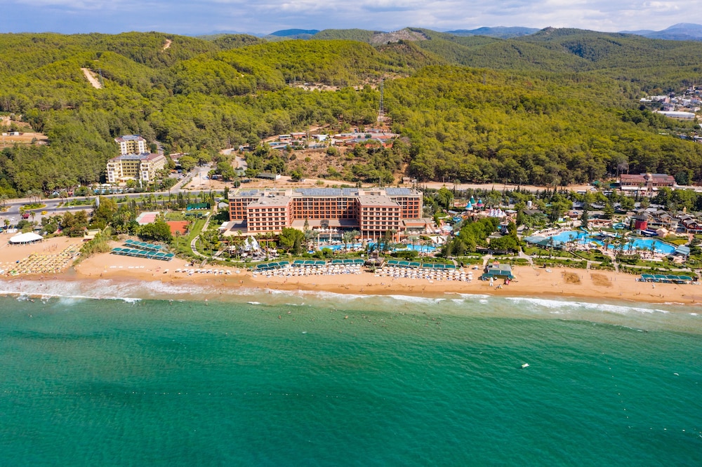 AQI Pegasos Royal - All inclusive — Beach in Avsallar