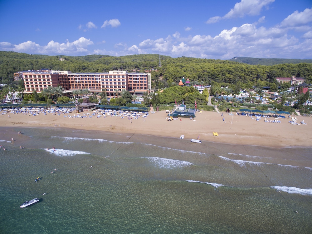 AQI Pegasos Royal - All inclusive — Beach in Avsallar