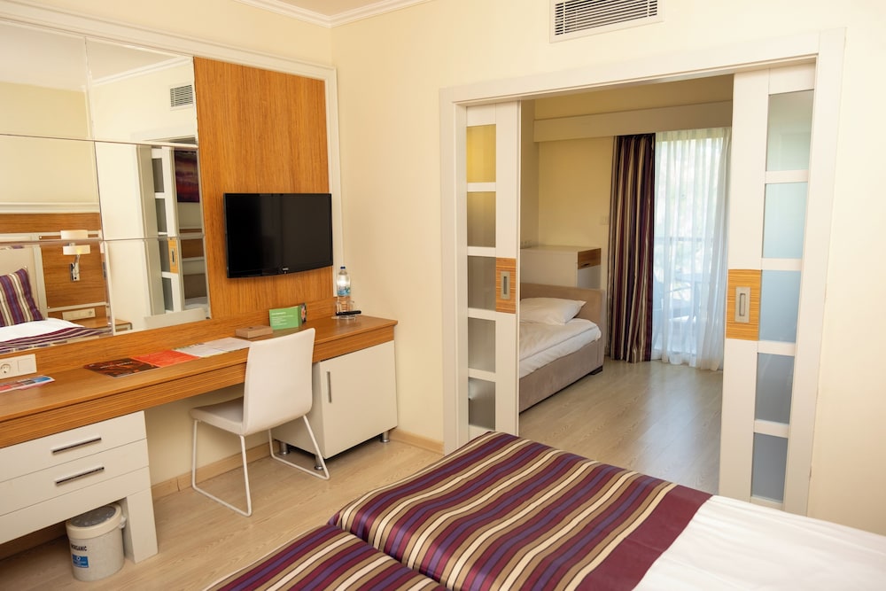 AQI Pegasos Royal - All inclusive — Hotel rooms in Avsallar